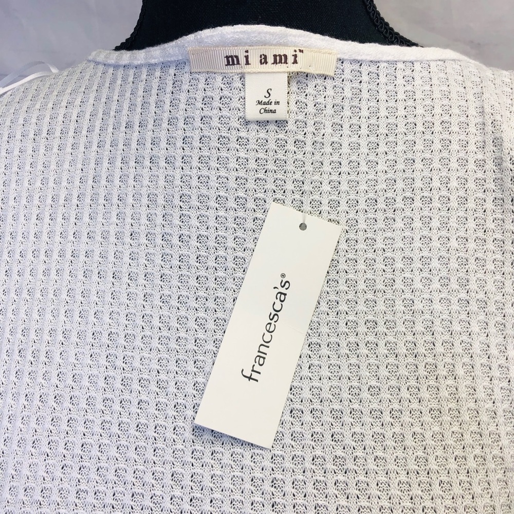 Francesca’s Ivory Wrap Top - Picture 6 of 7